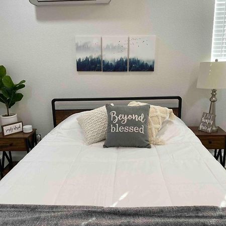 Country Charmer Single Story Cottage Pet Friendly Loomis Luaran gambar